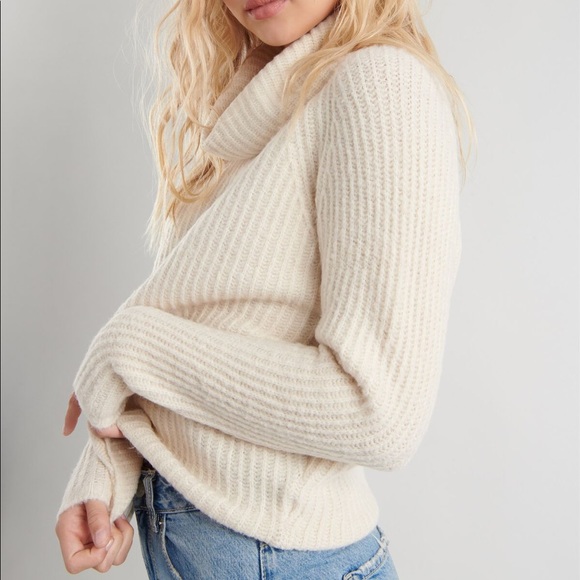 Garage Knit Turtle Neck - Picture 4 of 7